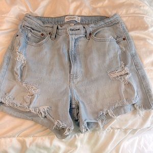 Abercrombie & Fitch high rise 4” short size 30/10